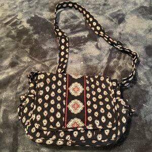 Like new VeraBradley crossbody bag navy blue